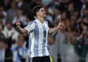 亚博官网-阿尔瓦雷斯：这是历史性的比赛 我们带着谦逊的态度完成了任务