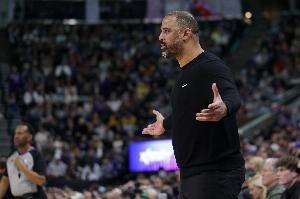 亚博体育-乌度卡：为那些从未体验过季后赛的队员感到高兴 努力得到了回报