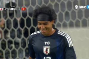 杰梅恩-良成为继1930年以来，首位在日本国家队首秀打进4球的球员